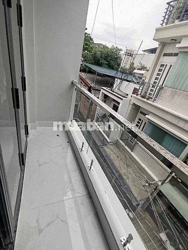 BÁN NHÀ HẺM XE HƠI ÂU DƯƠNG LÂN - NHÀ MỚI ĐẸP, VÀO Ở NGAY!