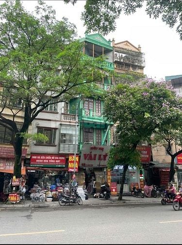 Cần bán gấp nhà mặt phố Lê Thanh Nghị, 52 m2, mặt tiền 3,5m, 5 tầng