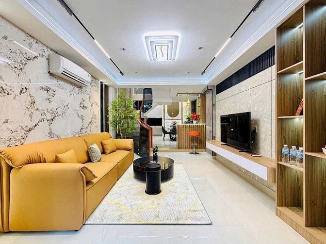 Nhà đẹp 50.4m2 ngay Phan Văn Trị, GV. Giá nhỉnh 3 Tỷ, hẻm 4.5m thông