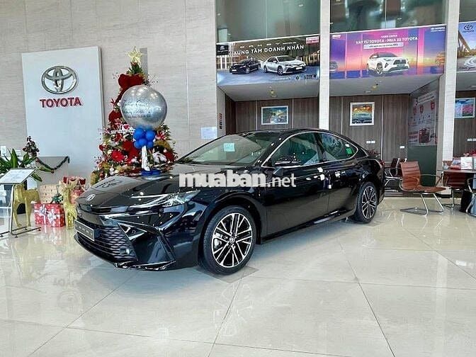 Toyota Camry 2025 2.5HEV MID