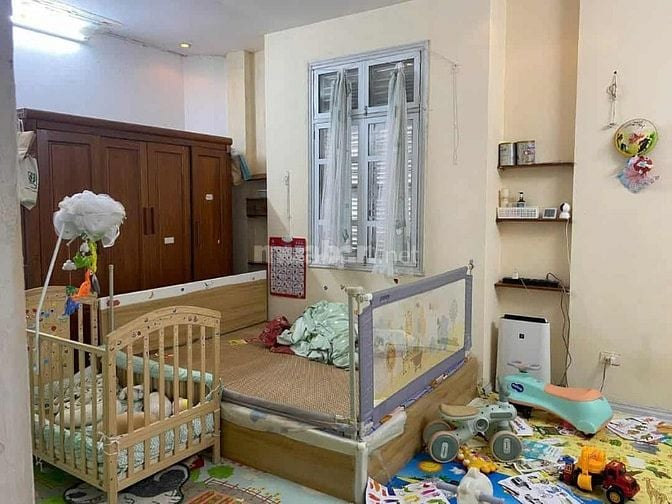 Cho Thuê NR Tại Quận Ba Đình,55m2x3,4PN,3WC,Nhà Sân Vườn,tiện ở GĐ,nhó