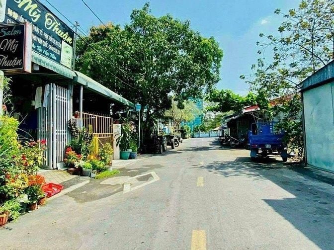 BÁN GẤP LÔ ĐẤT THỊ TRẤN CỦ CHI 139m2 MT NHỰA SHR 880 triệu