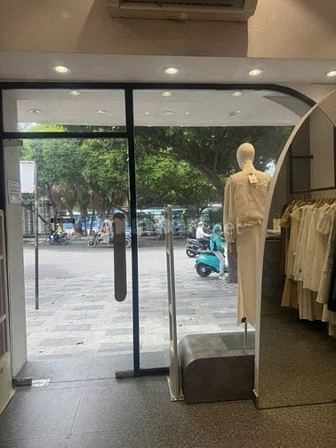 Cho thuê mặt bằng kinh doanh mặt tiền đường Nguyễn Trãi, Phạm Ngũ Lão