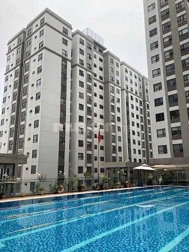 CH trong cc Green River-Q.8, PN có PVS, PK, bếp, tủ bếp, loggia-4T
