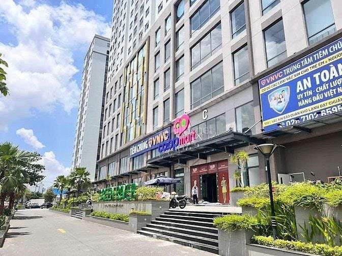 CH trong cc Green River-Q.8, PN có PVS, PK, bếp, tủ bếp, loggia-4T