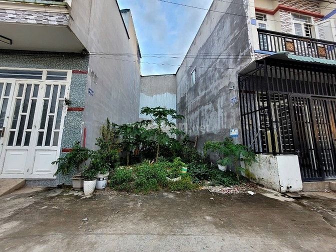 Bán đất 40m² (4x10) SHR Giá 190tr Gần Chợ Mỹ Hạnh