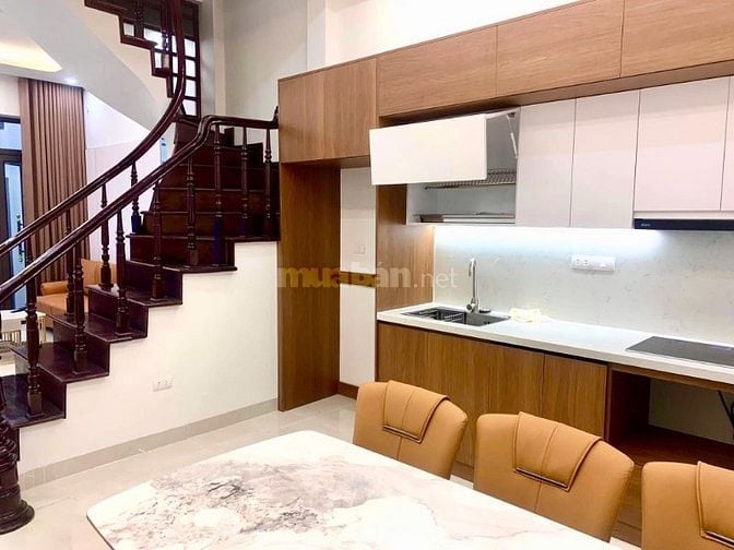 Nhà lô góc 50m2 Mỹ Đình, 8,6 tỷ - Thoáng mát, tràn ngập ánh sáng.
