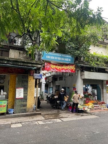 Bán căn hộ tập thể số 105 ngõ 86 Nhân Hoà Sổ 33,3m ; Sử dụng 78m ; Mặt