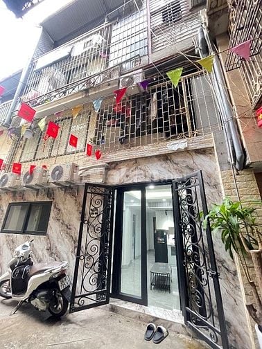 Bán căn hộ tập thể số 105 ngõ 86 Nhân Hoà Sổ 33,3m ; Sử dụng 78m ; Mặt