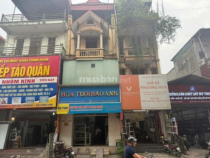 Bán nhà tại Đê La Thành, Ô Chọ Dừa, Đống Đa, Hà Nội