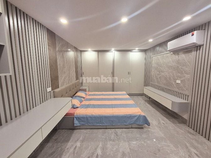 Bán căn hộ tập thể số 105 ngõ 86 Nhân Hoà Sổ 33,3m ; Sử dụng 78m ; Mặt