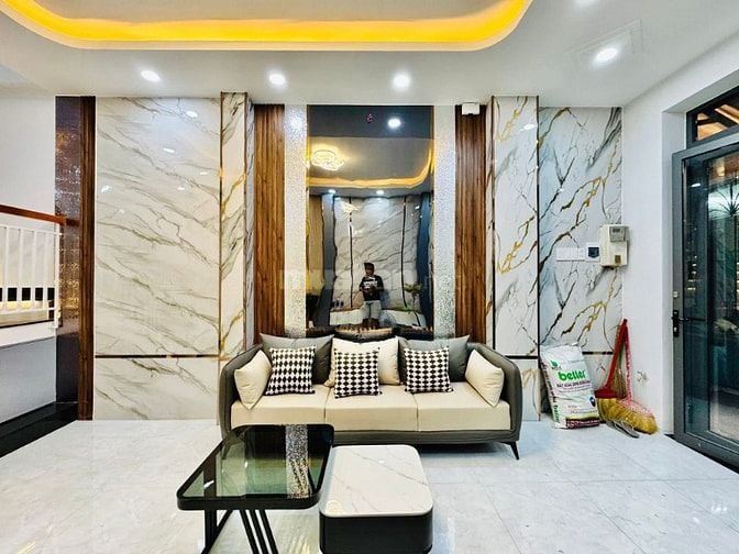 Bán nhà siêu xinh - Cách sân bay chỉ 5 phút - sổ sách chuẩn chỉnh 