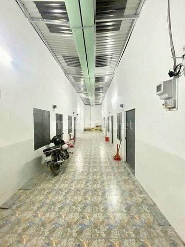 BÁN GẤP DÃY TRỌ 2 KIOT + 6 PHÒNG – GẦN KCN TRẢNG BÀNG – GIÁ 790 TRIỆU 