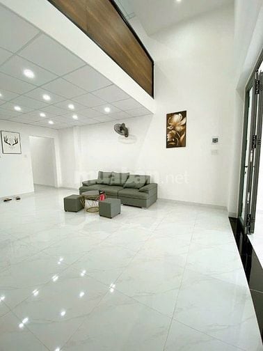 BÁN NHÀ GẤP 1 TRỆT 1 LỬNG GẦN CHỢ BÌNH ĐIỀN