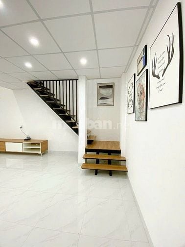 BÁN NHÀ GẤP 1 TRỆT 1 LỬNG GẦN CHỢ BÌNH ĐIỀN