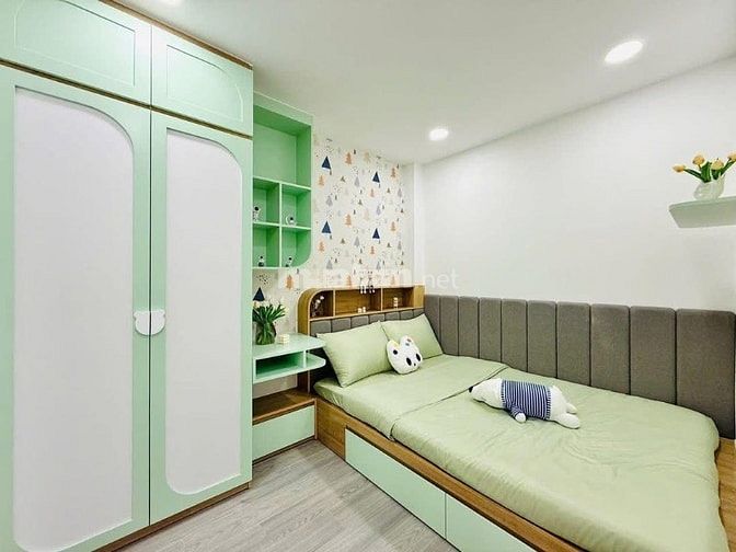 Bán nhà kế công viên Hoàng Văn Thụ - 45m2 giá chỉ 1ty750
