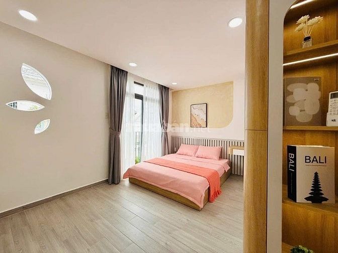 Bán nhà kế công viên Hoàng Văn Thụ - 45m2 giá chỉ 1ty750