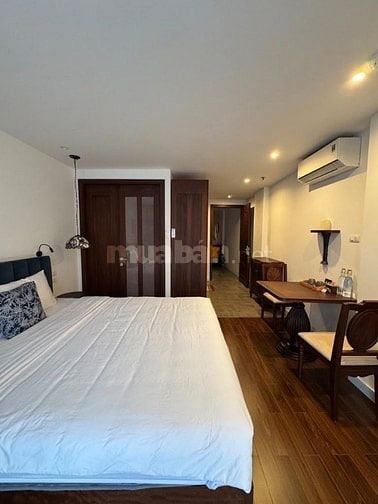 Bán Nhà Phân Lô Quân Đội Hoàng Văn Thái cách phố 70m DT:32M X 5T