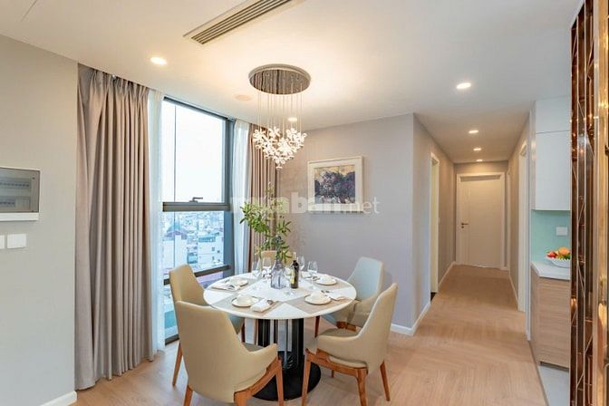 THE NINETY COMPLEX đối diện Royal city ngay Ngã Tư Sở 