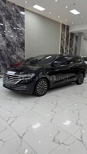 Bán Volkswagen Viloran Luxury sản xuất 2024, lăn bánh 1 vạn Km.