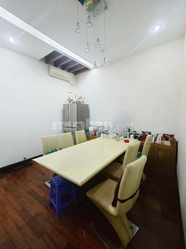 Nhà bán phân lô Cầu Giấy 60m2*4t,mt 5.4m,vỉa hè,kd,oto tránh,24tỷ.