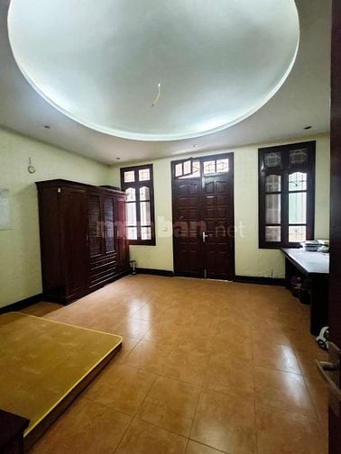 Nhà bán phân lô Cầu Giấy 60m2*4t,mt 5.4m,vỉa hè,kd,oto tránh,24tỷ.