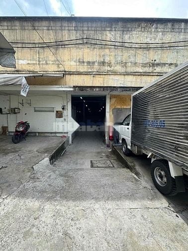 Cho thuê nhà mặt tiền Lạc Long Quân, P.5, Q.11 giá 35tr