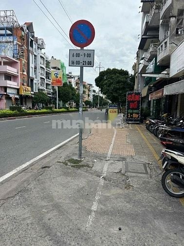 Cho thuê nhà mặt tiền Lạc Long Quân, P.5, Q.11 giá 35tr