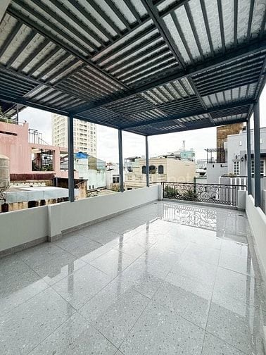 VIP P25, BÌNH THẠNH-KHU ĐƯỜNG D- HẺM XE HƠI- 70(4x18)- 4 TẦNG- 13,x TỶ