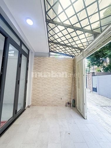VIP P25, BÌNH THẠNH-KHU ĐƯỜNG D- HẺM XE HƠI- 70(4x18)- 4 TẦNG- 13,x TỶ