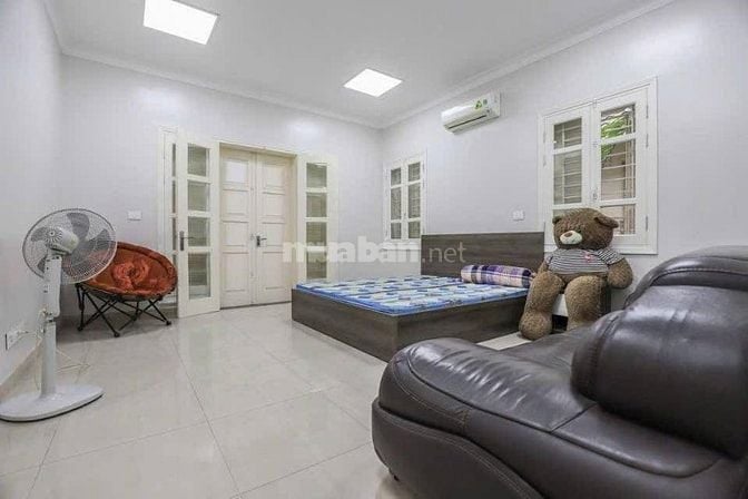Bán nhà phân lô Trung Kính To - Ô tô tránh, KD - 105m2 x 6T giá 33 tỷ