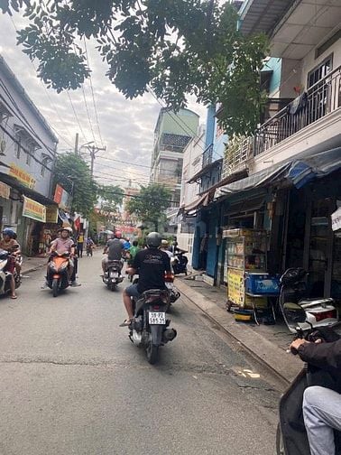 Bán nhà MT đường số 4 Q.BT giá, 3,7 tỷ 