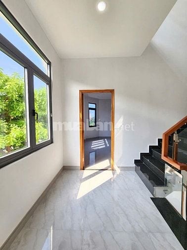 Bán nhà căn góc 2MT Khu nhà ở thương mại Hoàng Nam 5, Tân Bình, Dĩ An