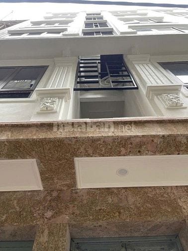 Bán tòa CCMN Phú Diễn - Bắc Từ Liêm 151,8m2 *7T* MT 8.5m Giá 42 tỷ