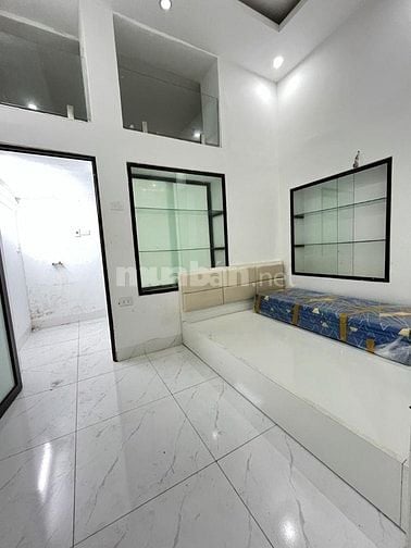 Căn hộ tập thể Lò Đúc. Thọ Lão. Hai Bà Trưng. Hà Nội. 2 ngủ vệ sinh kh