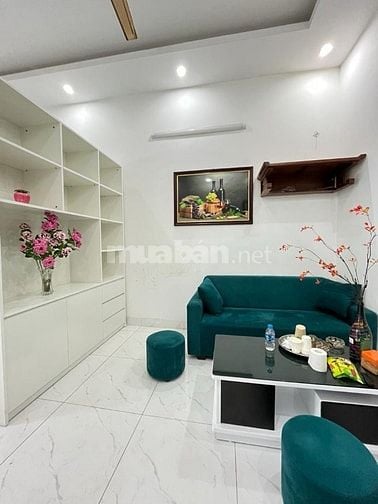 Căn hộ tập thể Lò Đúc. Thọ Lão. Hai Bà Trưng. Hà Nội. 2 ngủ vệ sinh kh