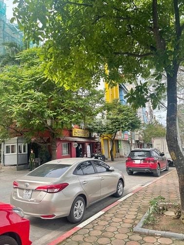 SIÊU HOT ! MB NHÀ HÀNG 6 tầng CẦU GIẤY GIÁ CHỈ 32 TRIỆU !