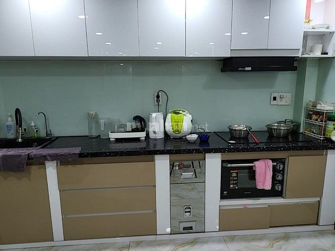 Bán nhà mặt tiền đường số Quận 7, 5x18m, 3 tầng, nhỉnh 11 tỷ