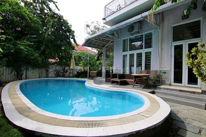 Biệt Thự góc hai MT Nguyễn Văn Hưởng Thảo Điền 1 - DT 444m2- 145 tỷ