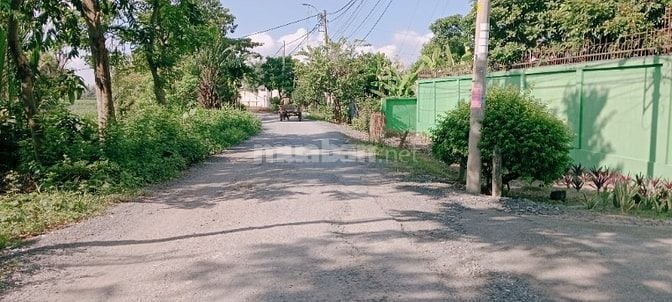 Đất thổ cư ,đường bê tông xe hơi 32x60m đã san lấp cao ráo, 