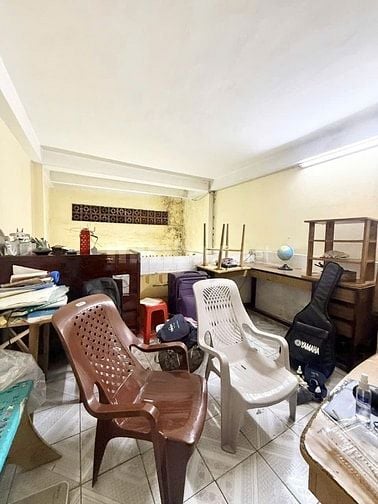 NGỘP GẤP BÁN, HUỲNH MẪN ĐẠT QUẬN 5 40M2 4 TẦNG, CÁCH MT 1 CĂN.