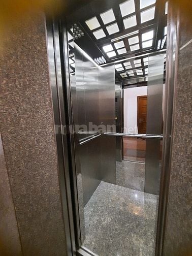 Tầng 3 va 4 nhà mặt tiền cho thuê văn phòng