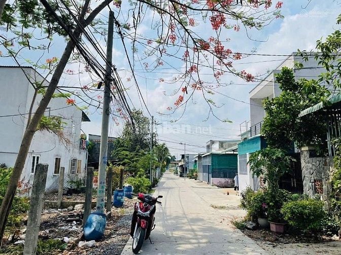 Lô đất mặt tiền đường Huỳnh Văn Cọ sổ hồng riêng 200m2 full thổ cư