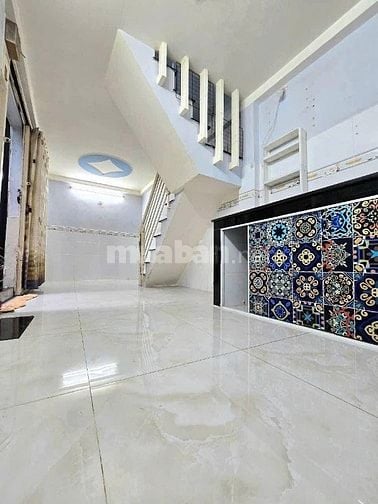 Nhà bán Quận 8 đường Bùi Minh Trực.sổ hồng riêng hoàn công đầy đủ.