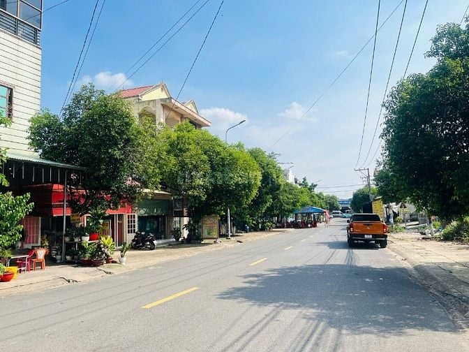 Bán đất mặt tiền đường Hồ Văn Huê xã Phước Tân Tp Biên Hòa giá 7 tỷ