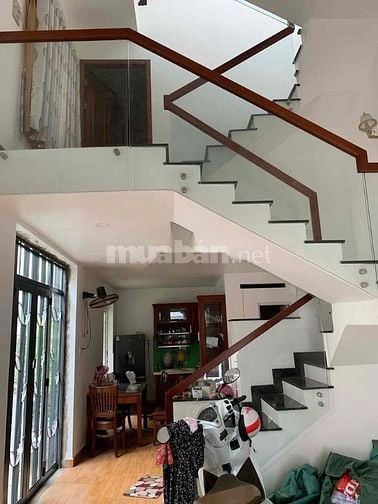 Cho thuê nhà MTNBộ 6m(XT) Phú Thọ Hòa, P.P.T.Hòa, Q.Tân Phú giá 11tr