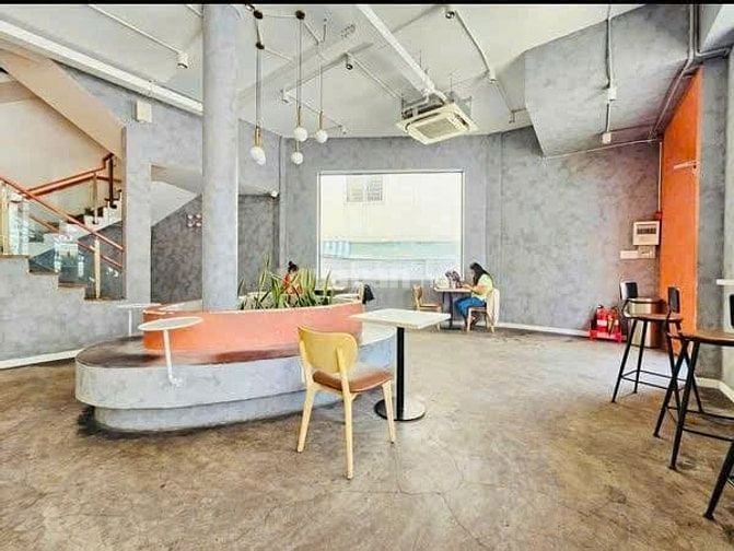 Cho thuê nhà mặt tiền Phổ Quang khu Golden Mansion