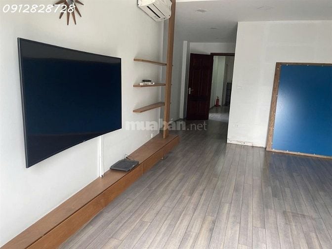 Cho thuê nhà phố kinh doanh nguyên căn 7 tầng 92 La Thành , Ô Chợ Dừa 