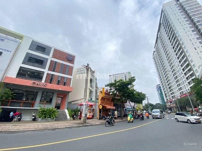 Cho Thuê Biệt Thự Mặt Tiền 130 Phổ Quang, P.9, Quận Tân Bình 