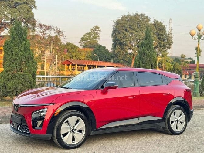Mua Ngay VinFast VF7 Giá Cực Tốt